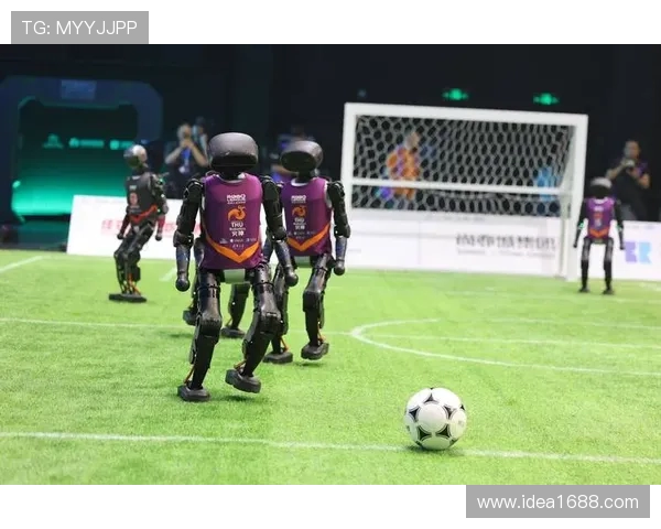 南京足球队与武汉足球队赛后复盘分析球员个人能力的对比与启示