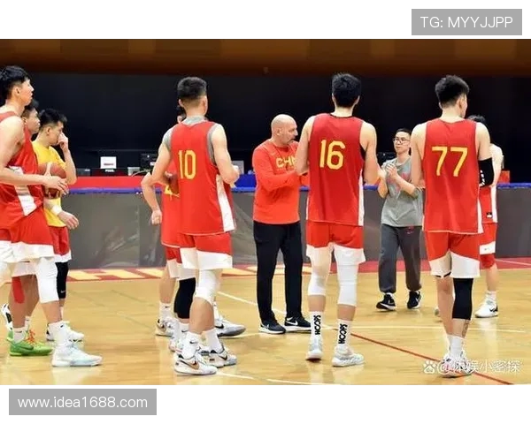 成都篮球队战术变革引发热议球迷与专家共同探讨未来发展方向