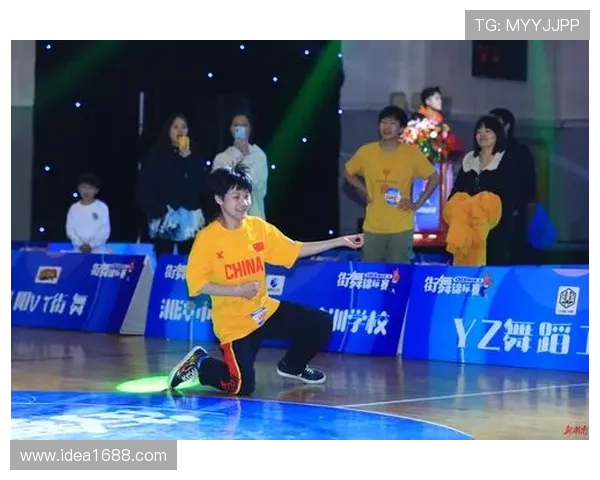 深圳街舞队在世界攀岩锦标赛中的精彩节奏表现与赛事点评分析 深圳街舞队在世界攀岩锦标赛中的精彩节奏表现与赛事点评分析