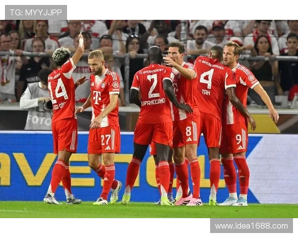 弗朗茨贝肯鲍尔如何以王者风范改变世界足球格局与传奇传承