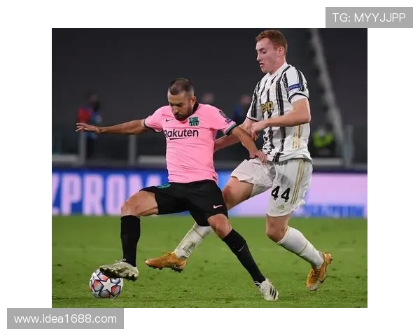 巴萨与尤文图斯激战正酣最终结果揭晓引发球迷热议 巴萨与尤文图斯激战正酣最终结果揭晓引发球迷热议